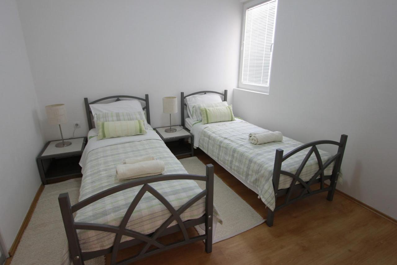 Luxury Apartment Petra Ravno Buitenkant foto